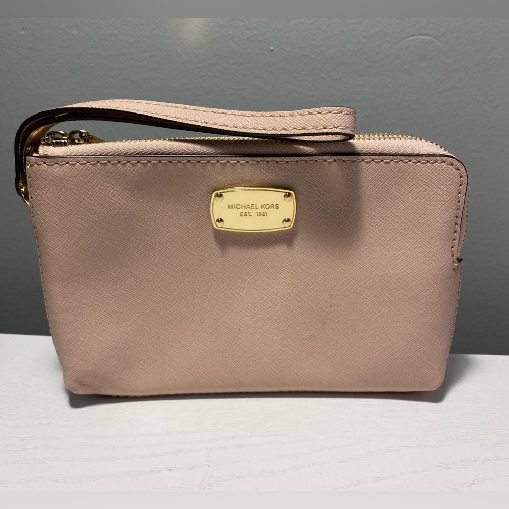 Michael Kors Jet Set Travel Double Gusset Wristlet